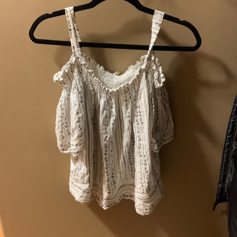 Floral white short sleeve blouse